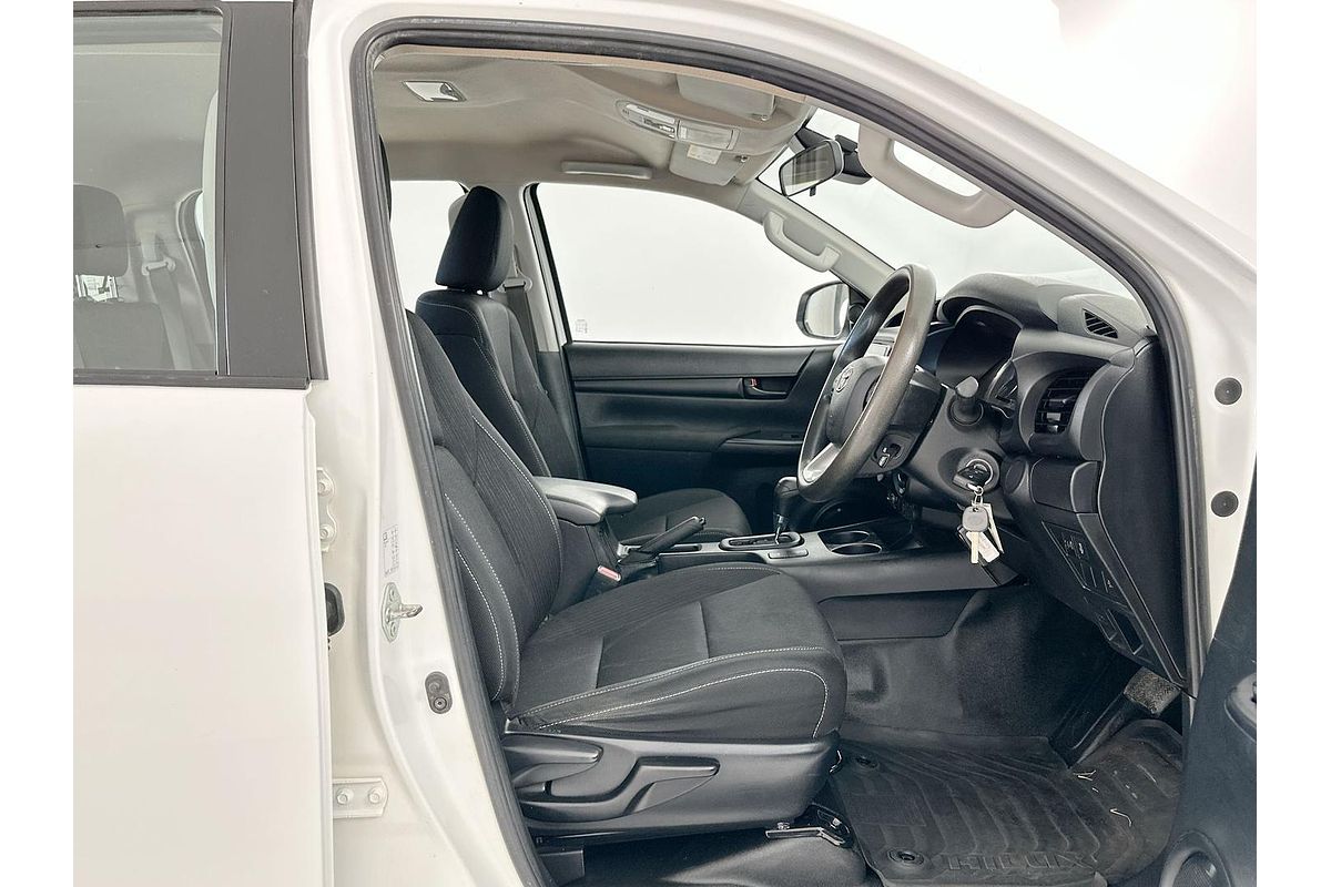 2021 Toyota Hilux SR GUN126R 4X4