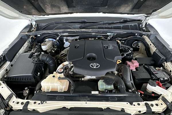 2021 Toyota Hilux SR GUN126R 4X4