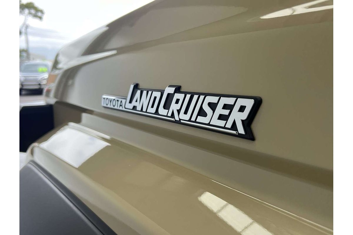 2024 Toyota Landcruiser GXL VDJL76R