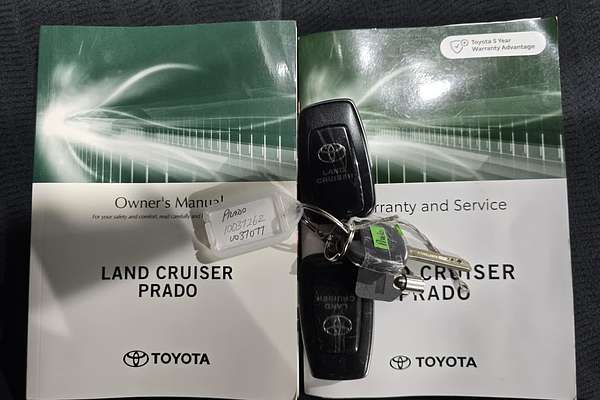 2021 Toyota Landcruiser Prado GX GDJ150R