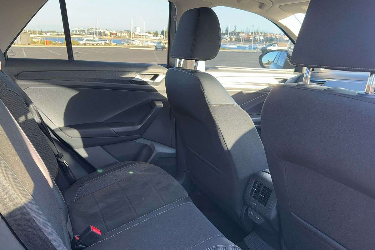 2023 Volkswagen T-Roc 110TSI Style D11