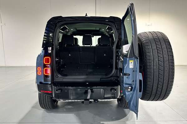 2025 Land Rover Defender 110 D350 X-Dynamic HSE L663
