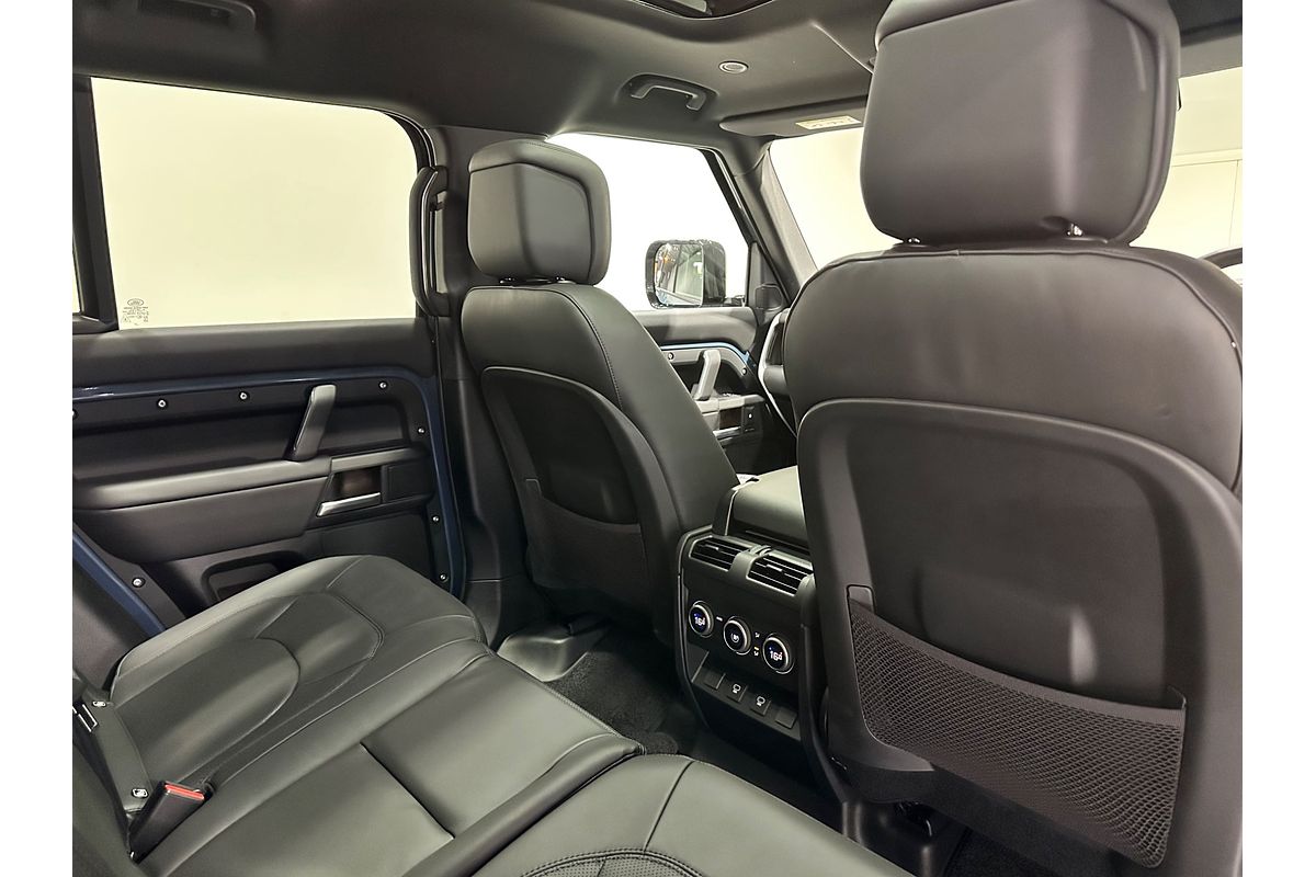 2025 Land Rover Defender 110 D350 X-Dynamic HSE L663