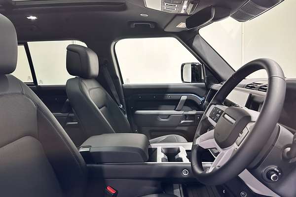 2025 Land Rover Defender 110 D350 X-Dynamic HSE L663
