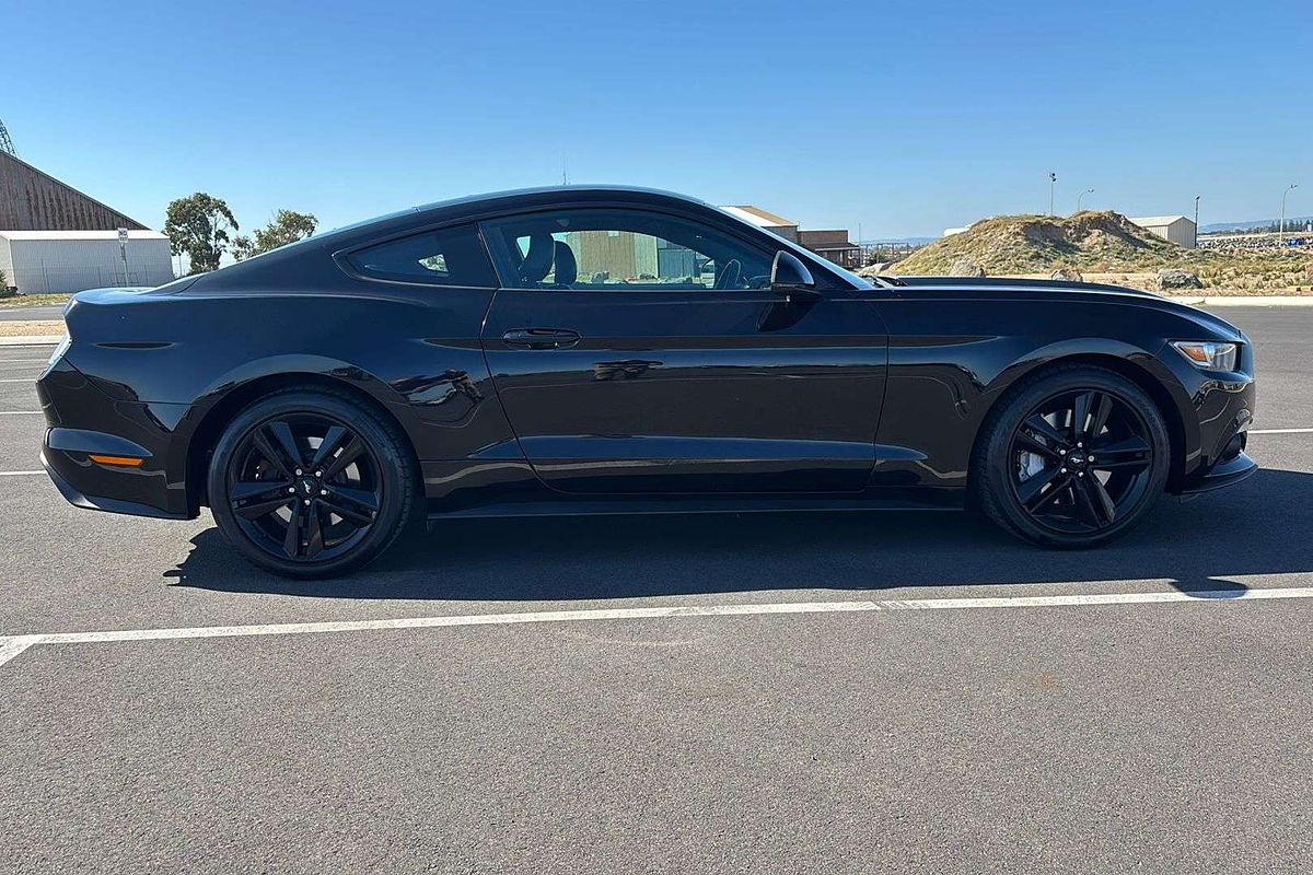 2017 Ford Mustang FM