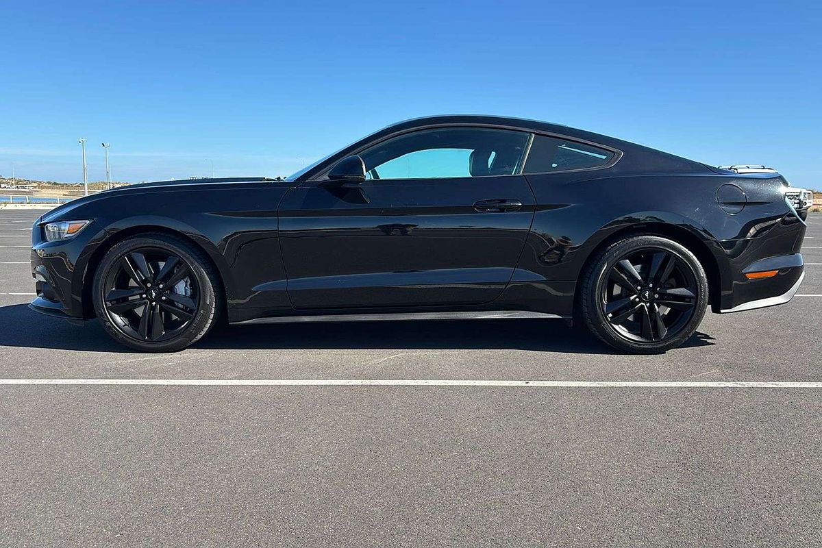 2017 Ford Mustang FM