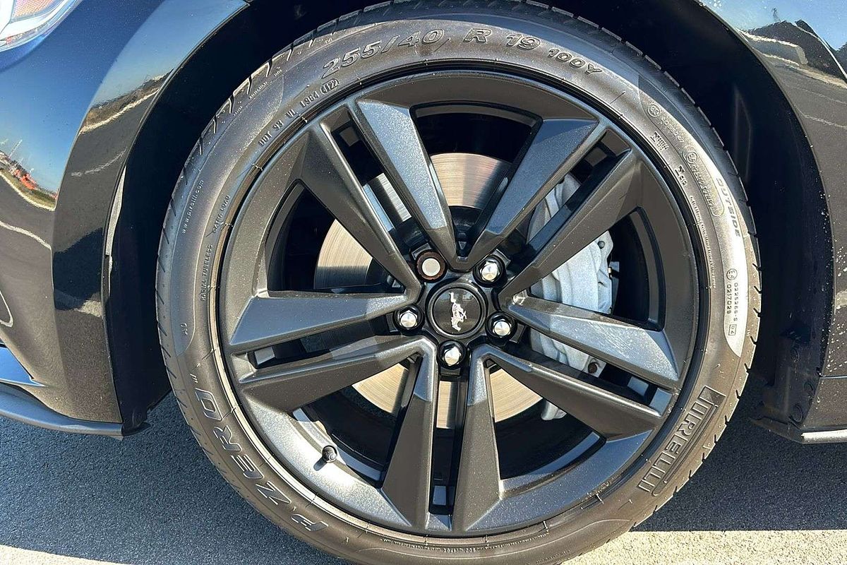 2017 Ford Mustang FM