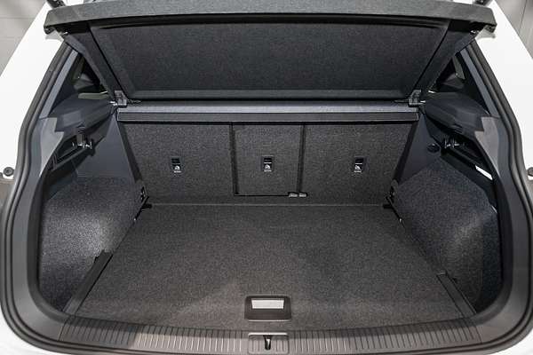 2024 Volkswagen Tiguan 162TSI R-Line 5N