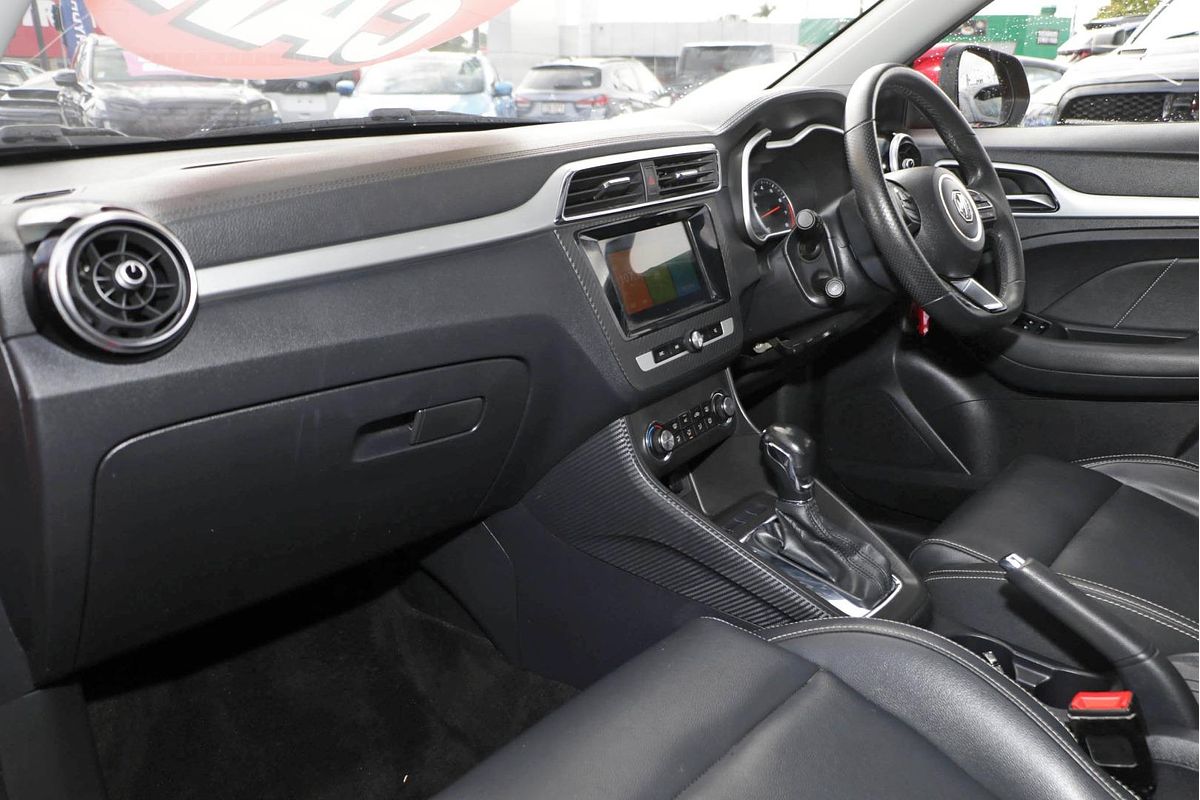 2018 MG ZS Essence AZS1