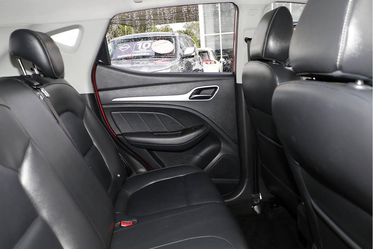 2018 MG ZS Essence AZS1