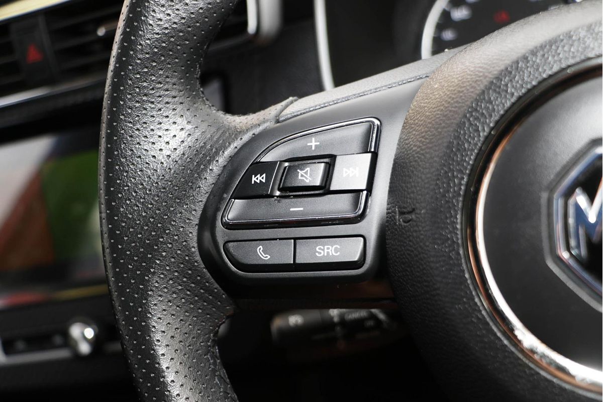 2018 MG ZS Essence AZS1
