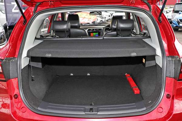 2018 MG ZS Essence AZS1