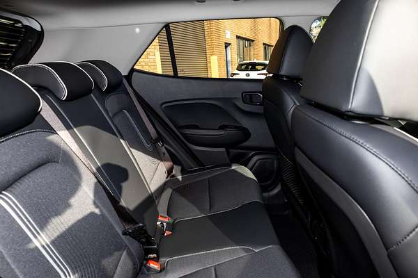 2025 Hyundai Venue Elite QX.V5