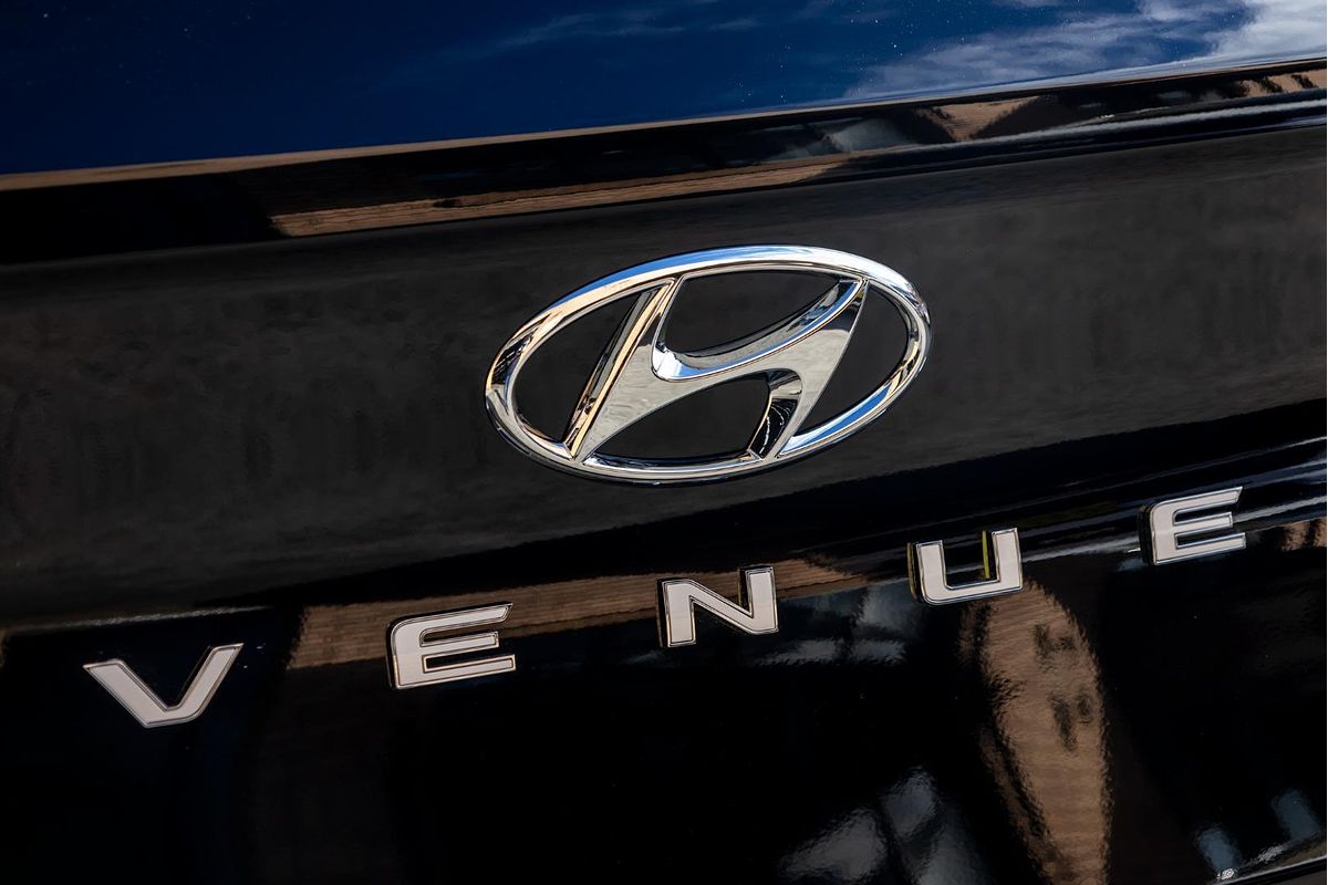 2025 Hyundai Venue Elite QX.V5