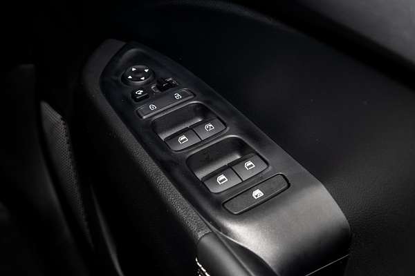 2025 Hyundai Venue Elite QX.V5