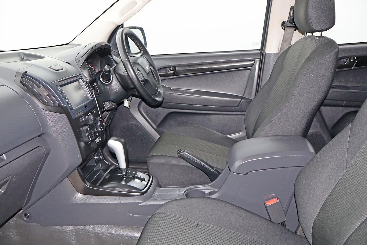 2019 Isuzu D-MAX SX High Ride Rear Wheel Drive