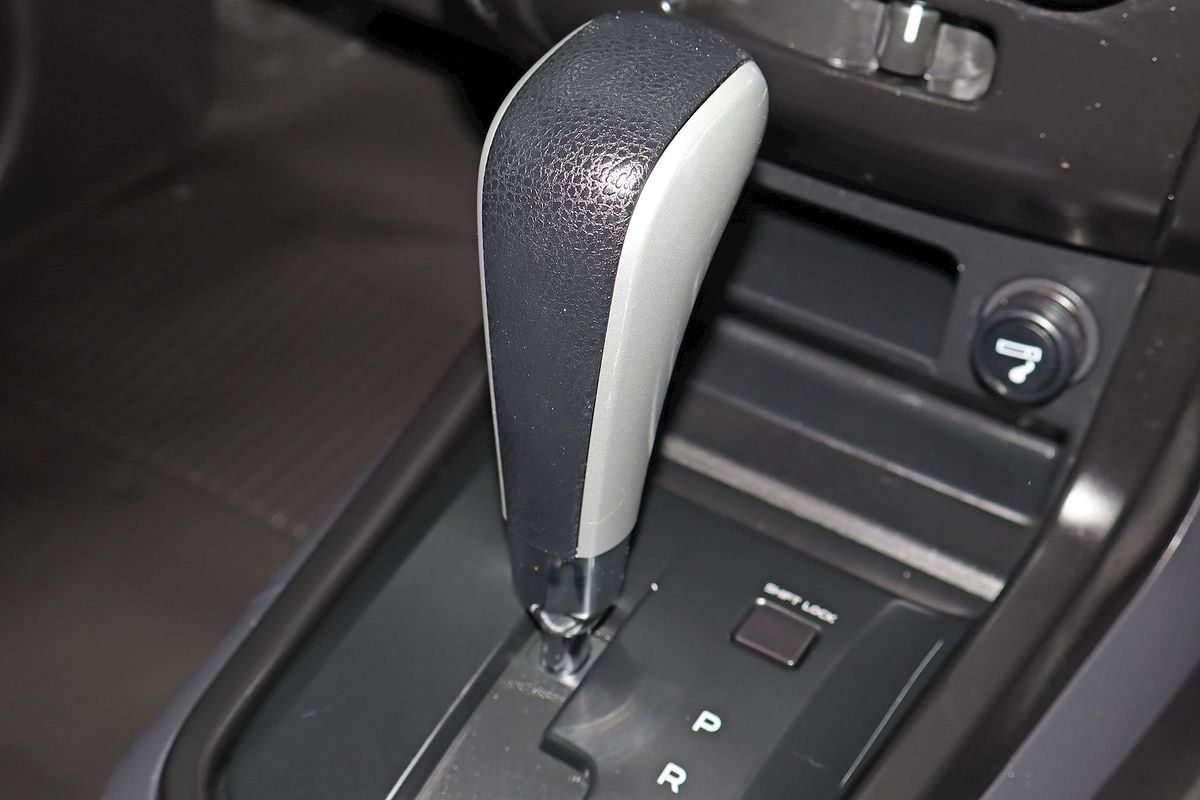 2019 Isuzu D-MAX SX High Ride Rear Wheel Drive