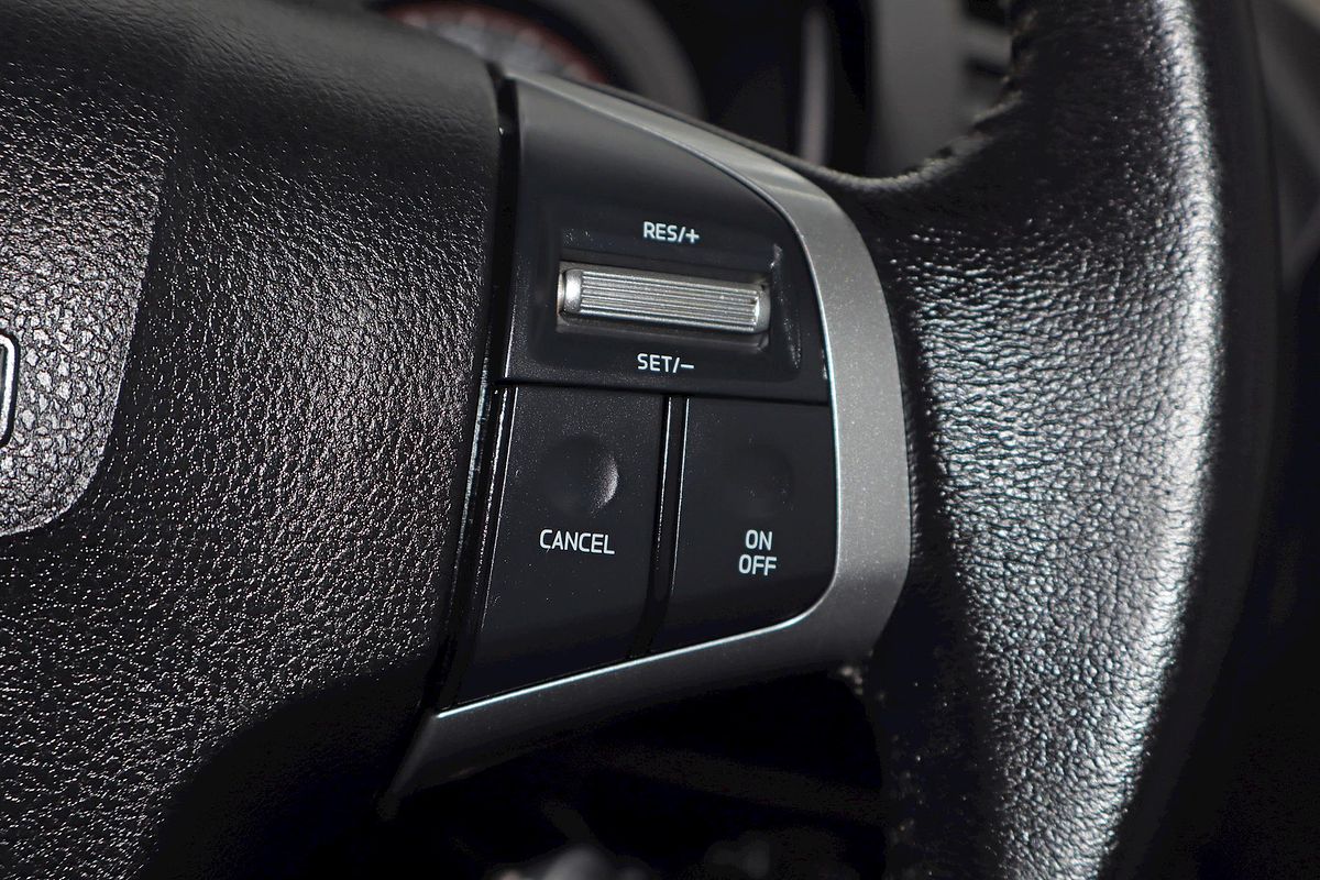 2019 Isuzu D-MAX SX High Ride Rear Wheel Drive