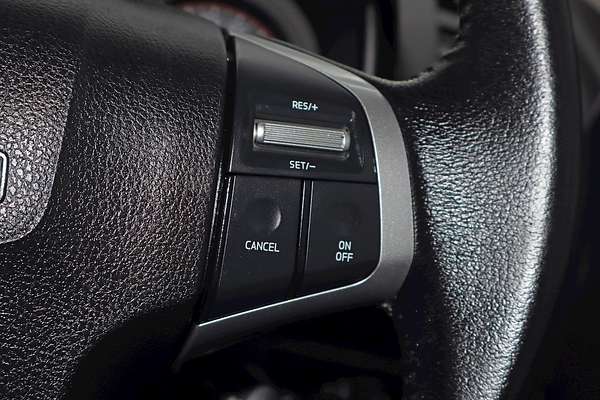 2019 Isuzu D-MAX SX High Ride Rear Wheel Drive