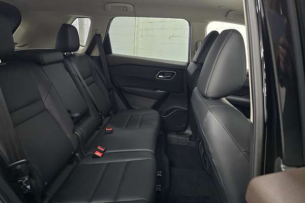 2024 Nissan X-TRAIL ST-L e-POWER T33