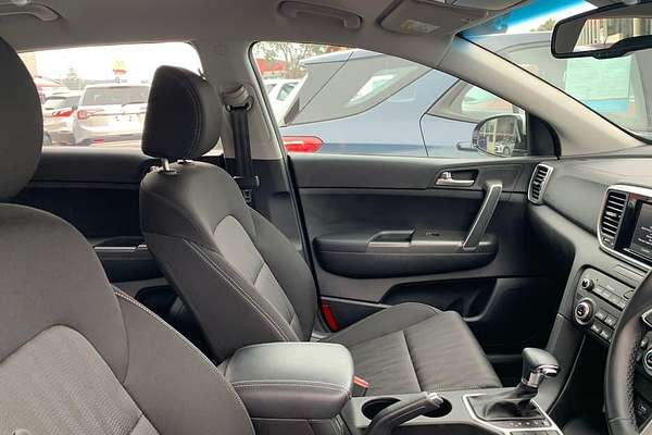2019 Kia Sportage S QL