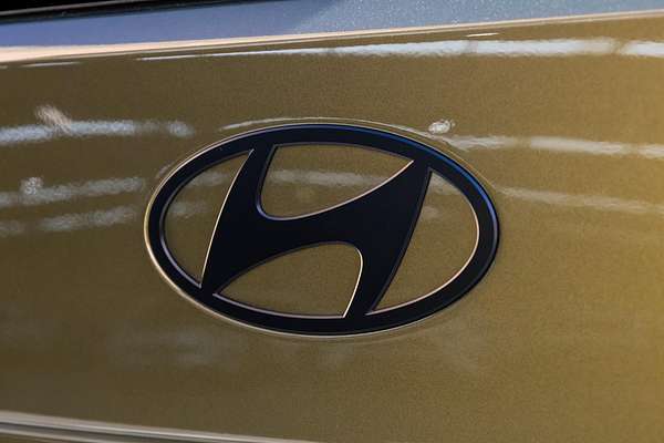 2025 Hyundai Santa Fe Hybrid Calligraphy MX5.V1