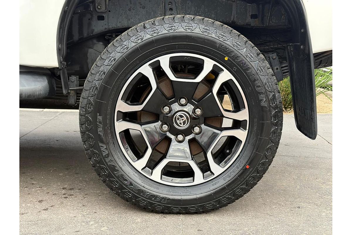 2022 Toyota Hilux SR5 GUN126R 4X4