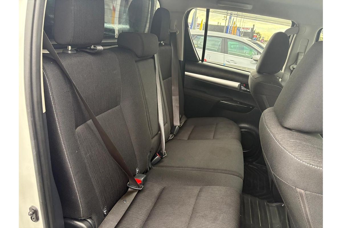 2022 Toyota Hilux SR5 GUN126R 4X4