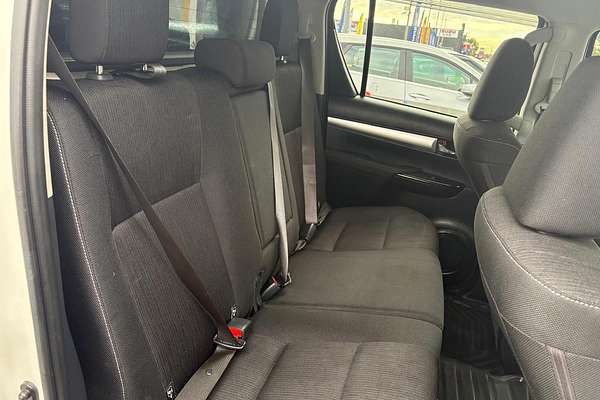 2022 Toyota Hilux SR5 GUN126R 4X4