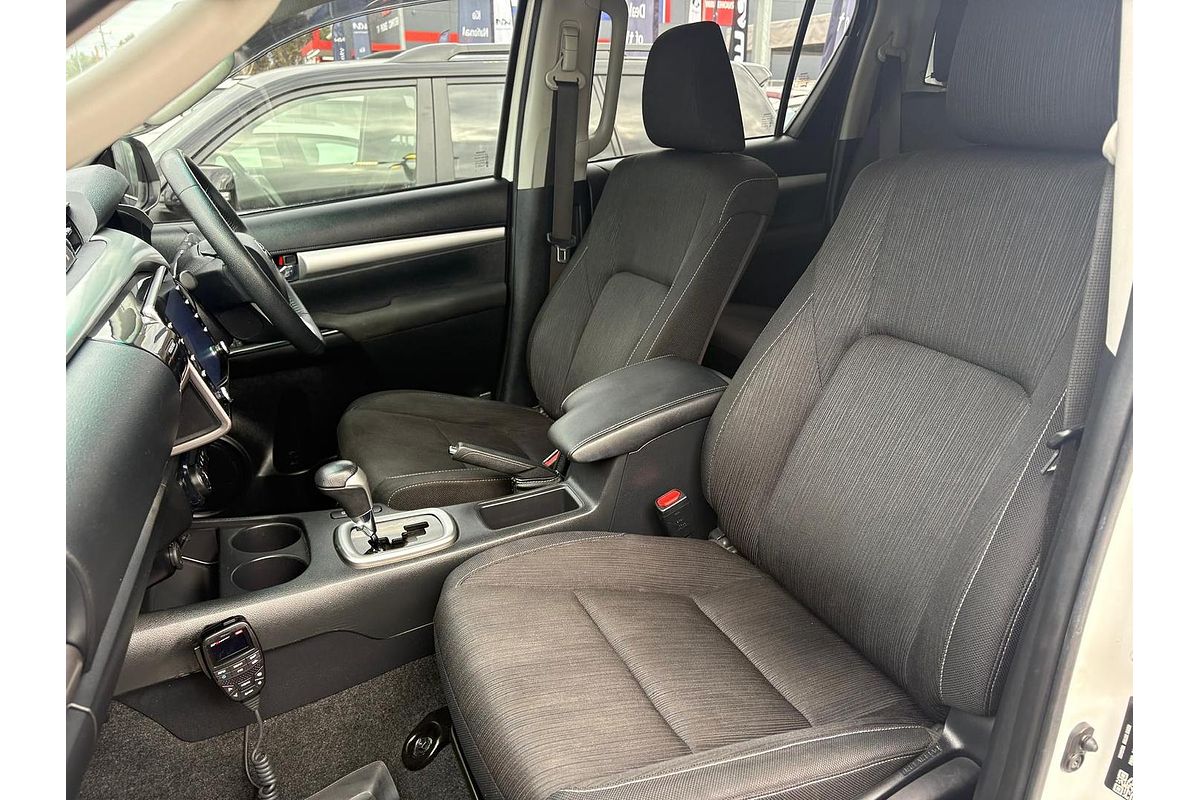 2022 Toyota Hilux SR5 GUN126R 4X4