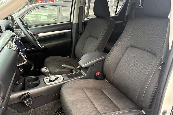 2022 Toyota Hilux SR5 GUN126R 4X4