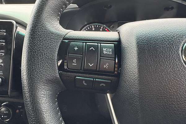 2022 Toyota Hilux SR5 GUN126R 4X4
