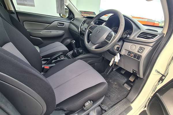2018 Mitsubishi Triton GLX+ MQ 4X4