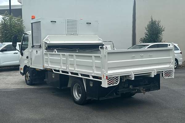 2015 Hino 300 Series 717