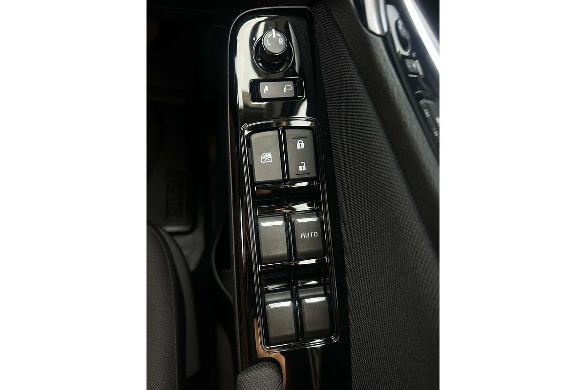 2024 Isuzu MU-X LS-U