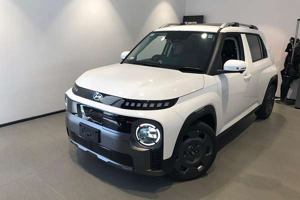 2025 Hyundai INSTER Cross AX.V1