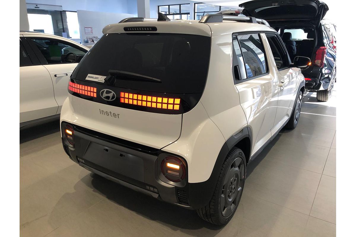2025 Hyundai INSTER Cross AX.V1