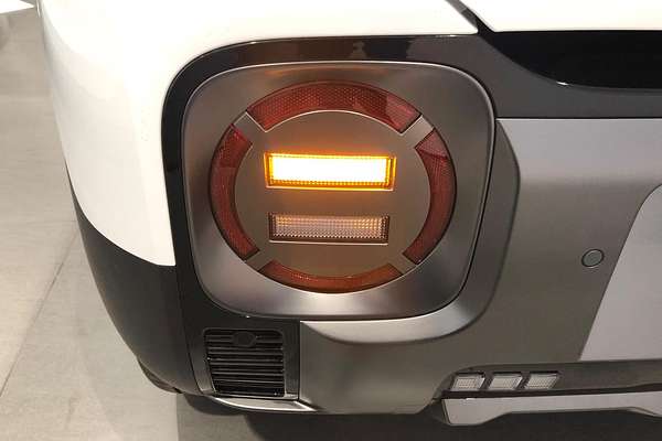 2025 Hyundai INSTER Cross AX.V1