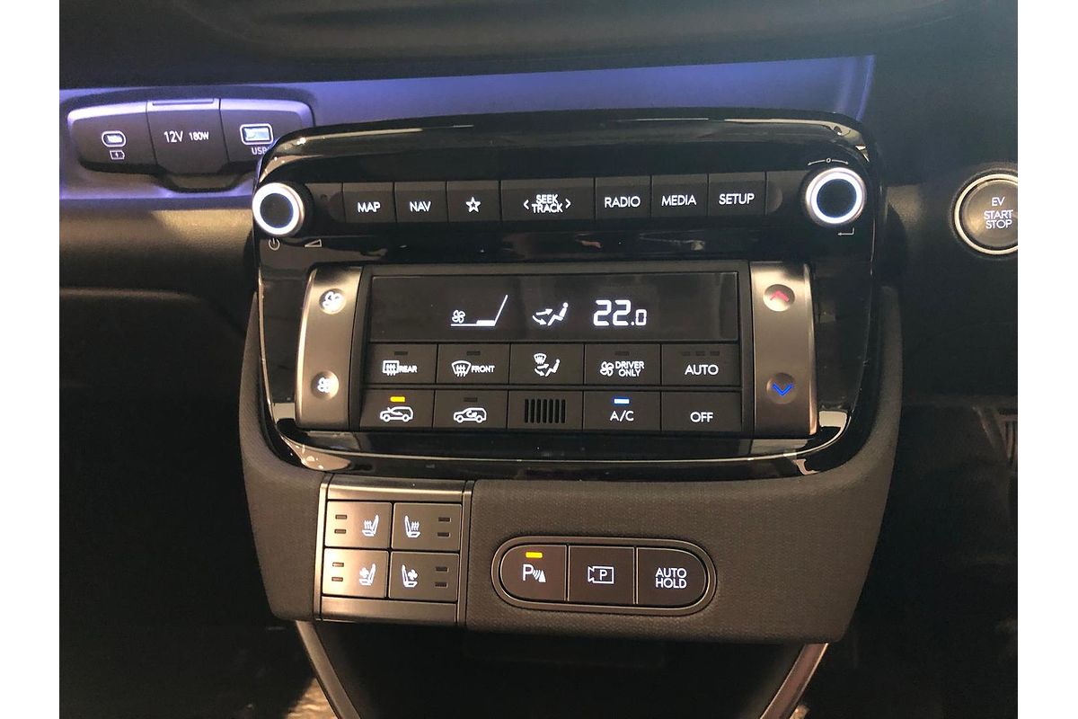2025 Hyundai INSTER Cross AX.V1