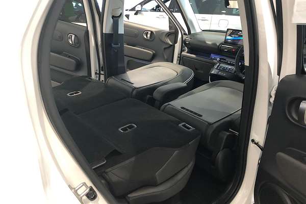 2025 Hyundai INSTER Cross AX.V1