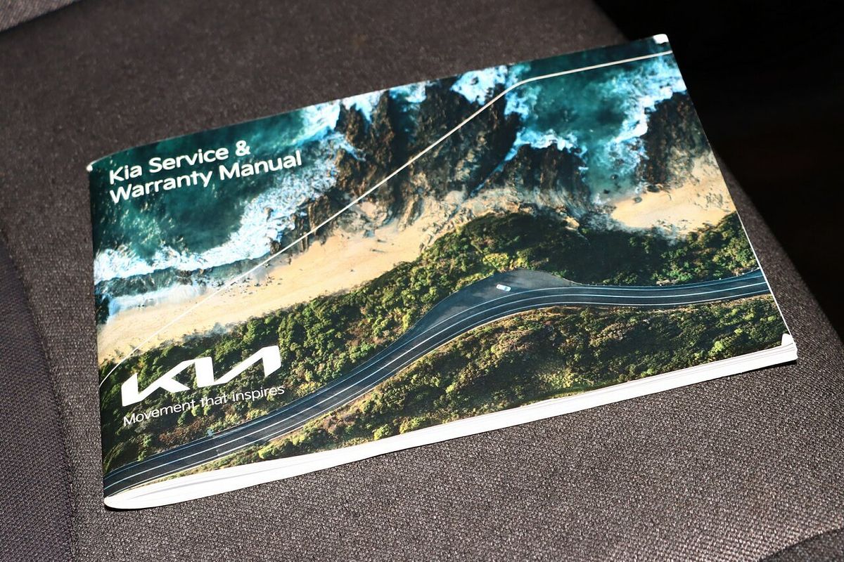 2022 Kia Carnival S KA4