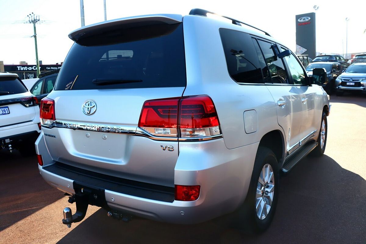 2020 Toyota Landcruiser Sahara VDJ200R