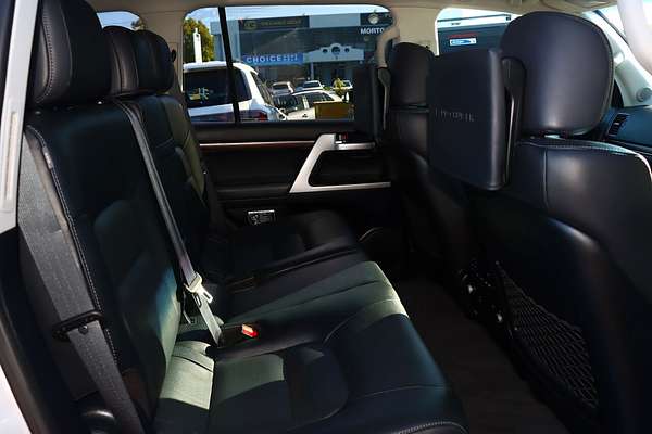 2020 Toyota Landcruiser Sahara VDJ200R