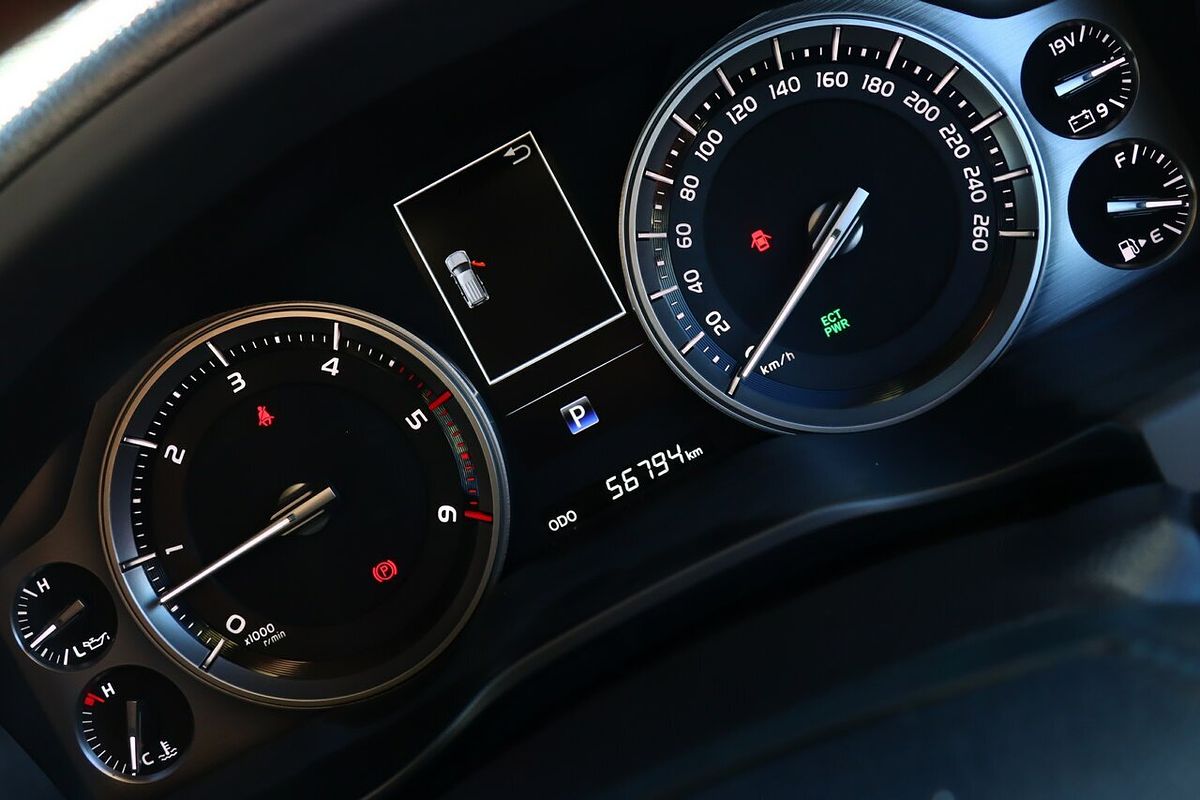 2020 Toyota Landcruiser Sahara VDJ200R