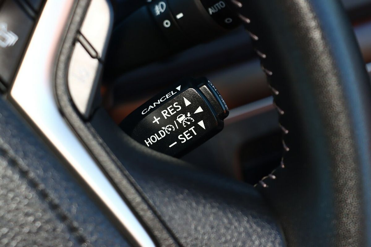 2020 Toyota Landcruiser Sahara VDJ200R