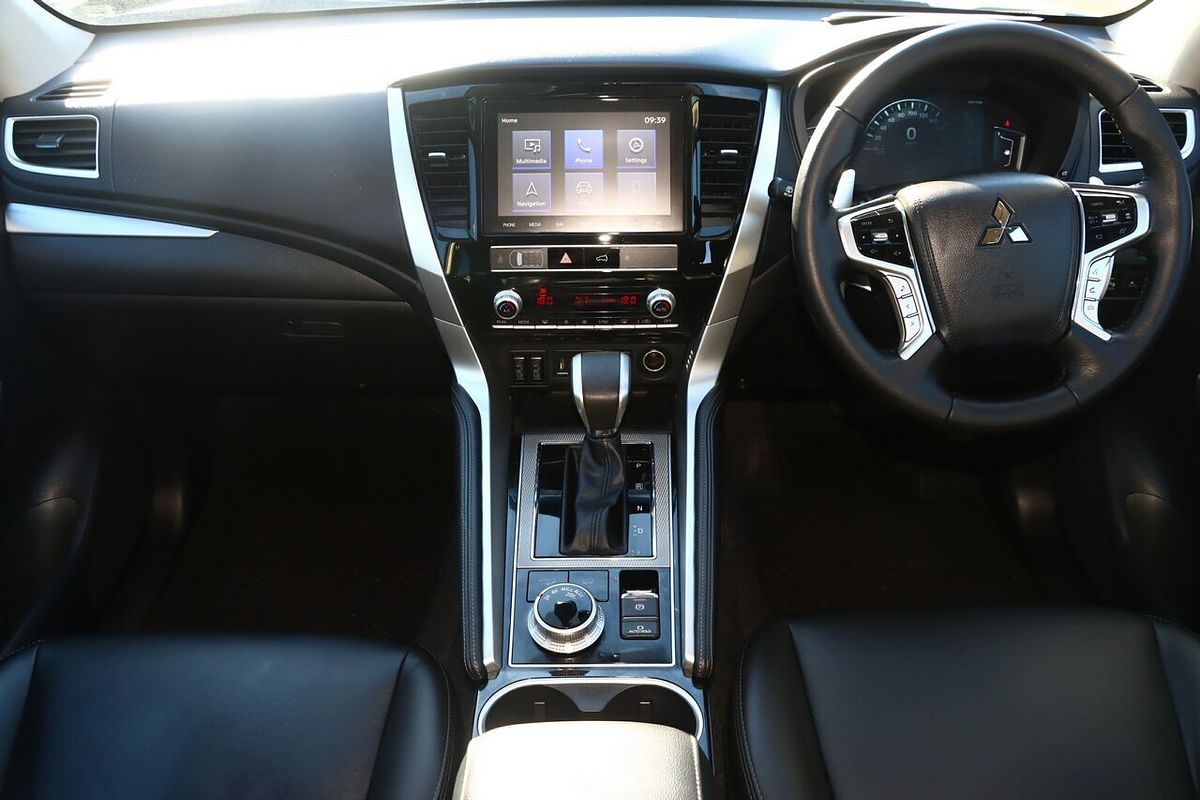 2024 Mitsubishi Pajero Sport GSR QF