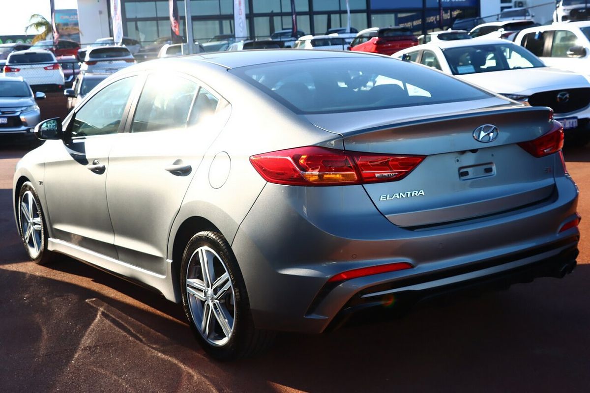 2018 Hyundai Elantra SR Turbo AD