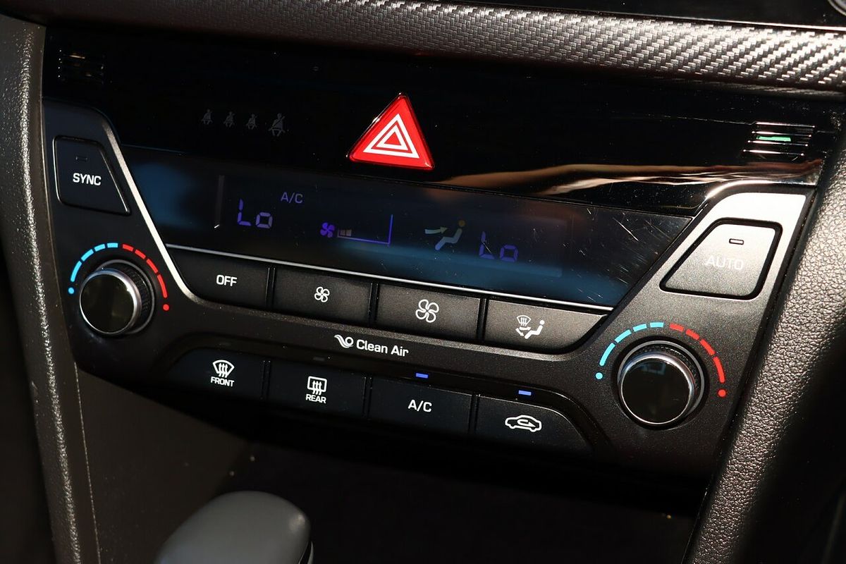 2018 Hyundai Elantra SR Turbo AD