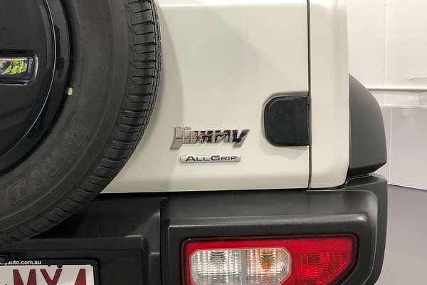 2022 Suzuki Jimny GLX GJ
