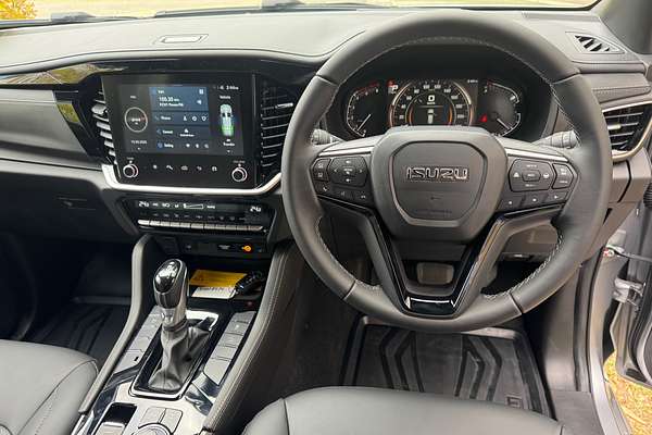 2025 Isuzu MU-X LS-T
